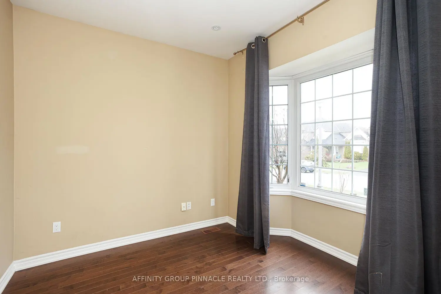 Additional image 3 of 31 Ellis Crescent