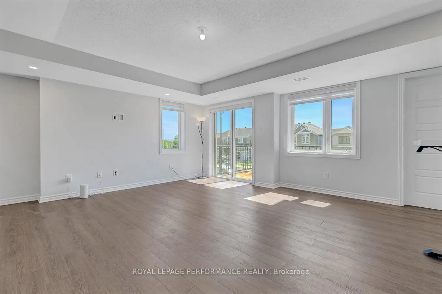 721 Rouncey Road photo 4