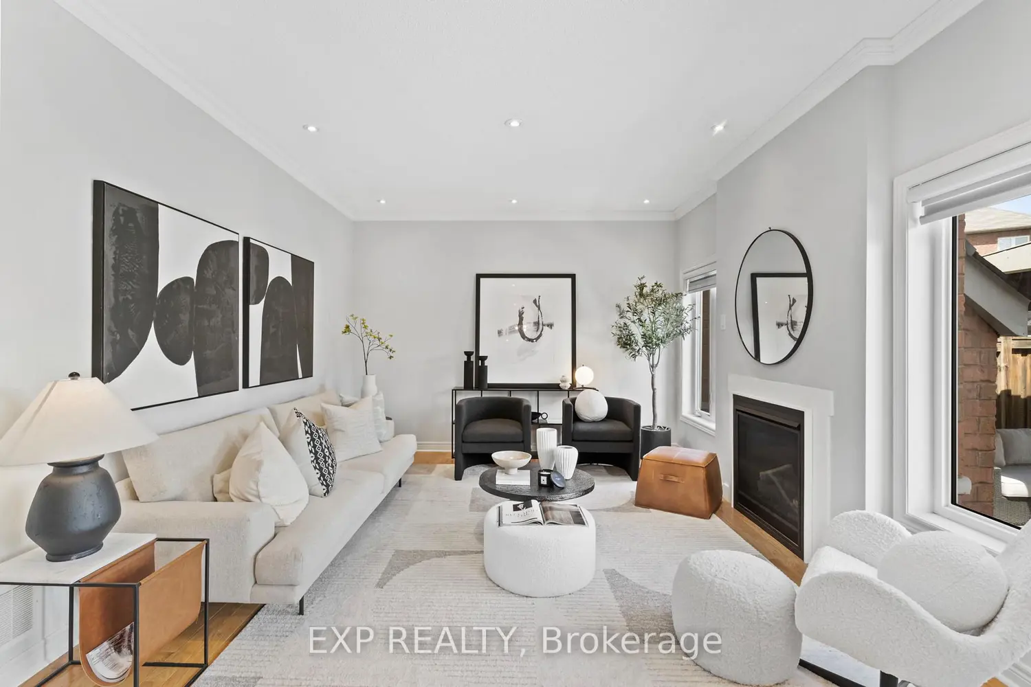 131 Greenwood Road photo 3