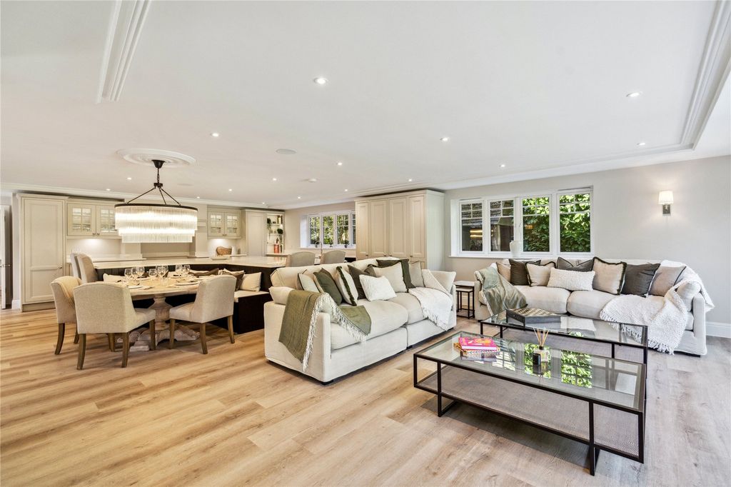 Additional image 2 of 6 bed detached house for saleHedgerley Lane, Gerrards Cross, Buckinghamshire SL9