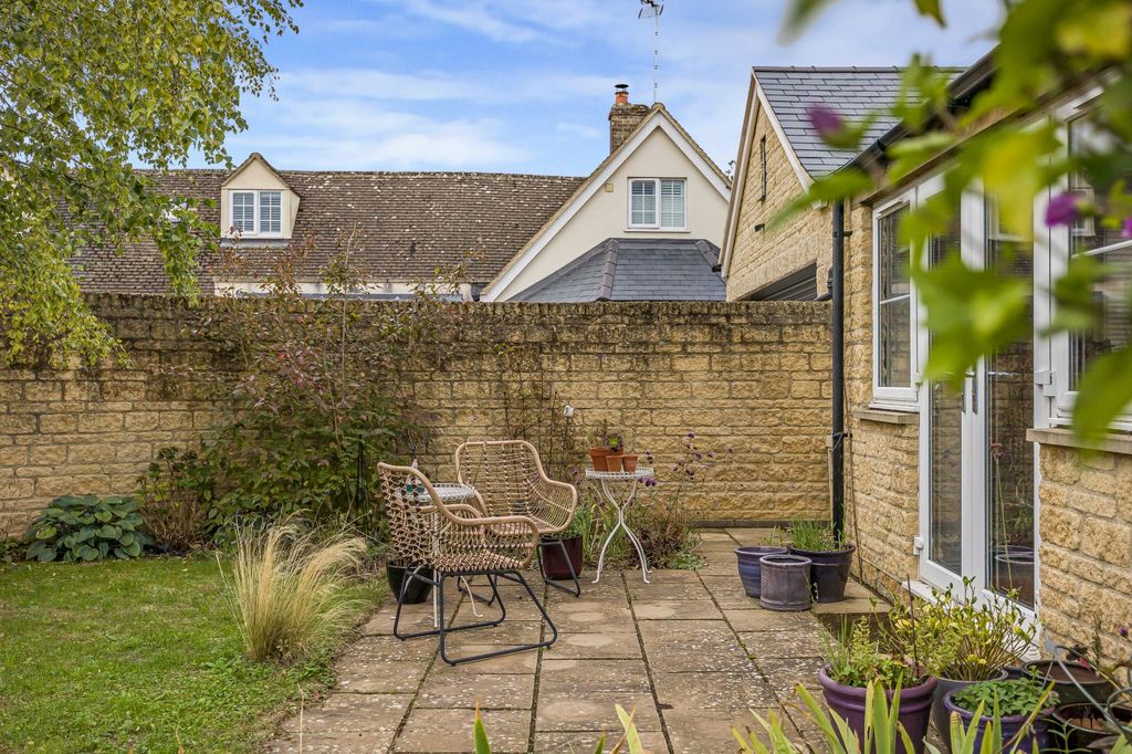Additional image 17 of 2 bed bungalow for saleHorcott Road, Fairford, Gloucestershire GL7