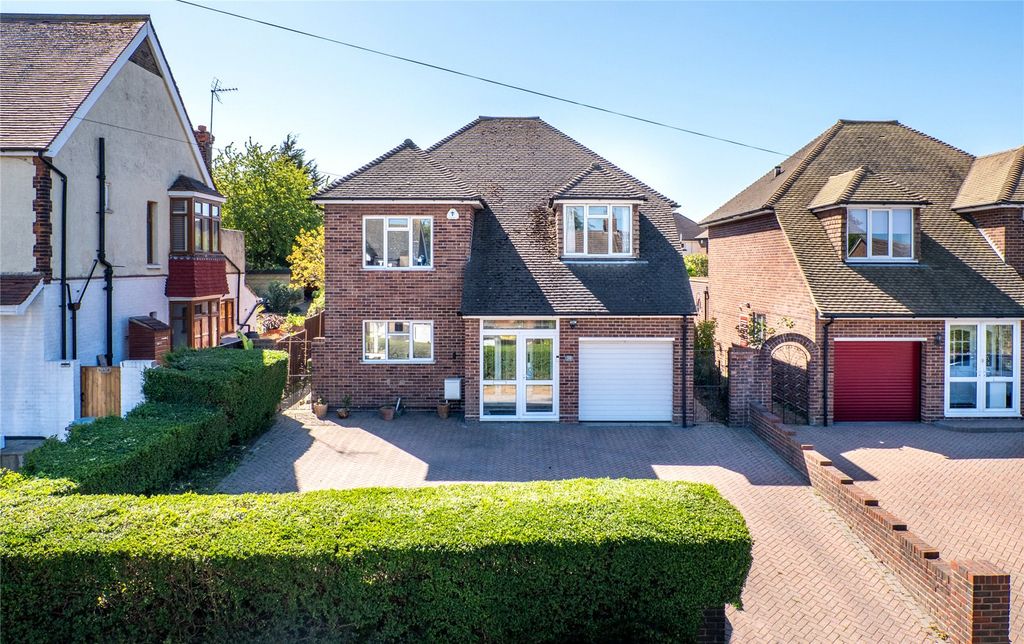 4 bed detached house for saleKings Drive, Gravesend, Kent DA12