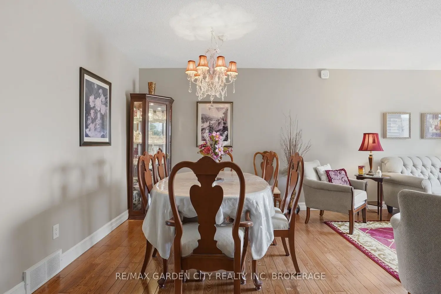 178 Scott Street 14 photo 3