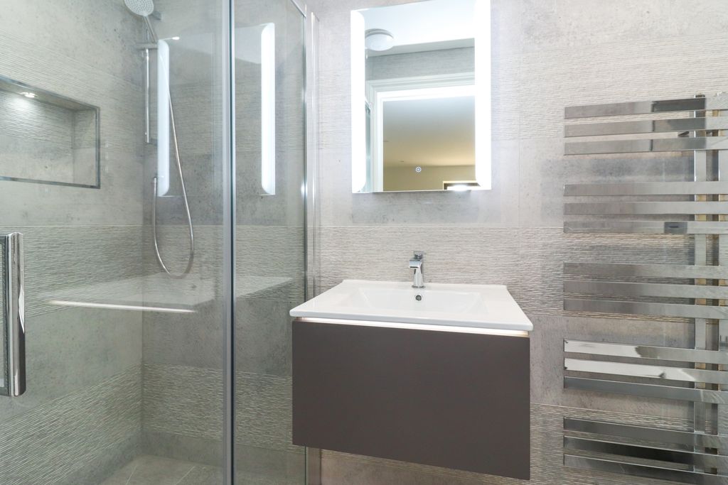 Additional image 11 of 2 bed flat for saleLower House, Gerrards Cross SL9