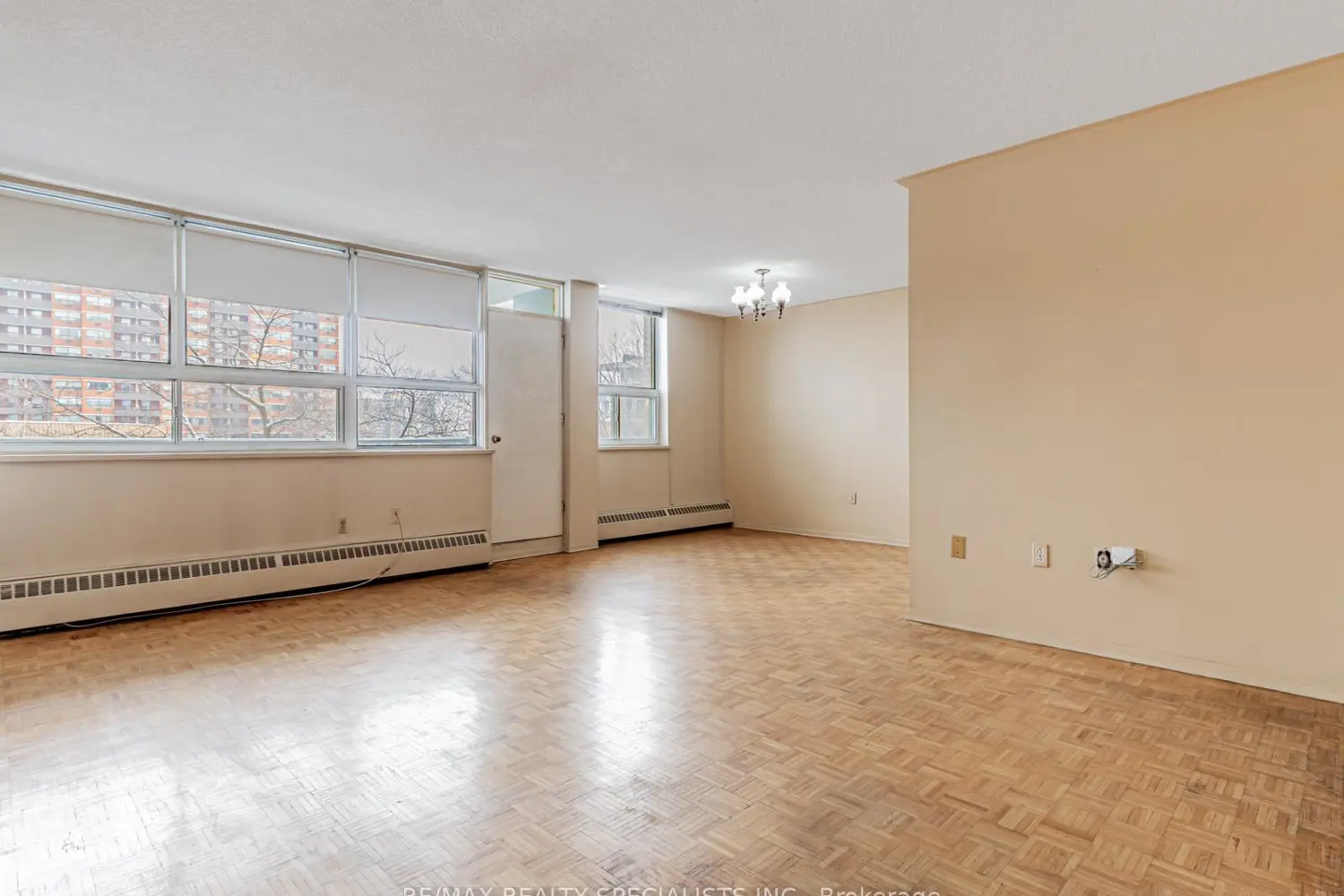 Additional image 8 of 151 La Rose Avenue 401