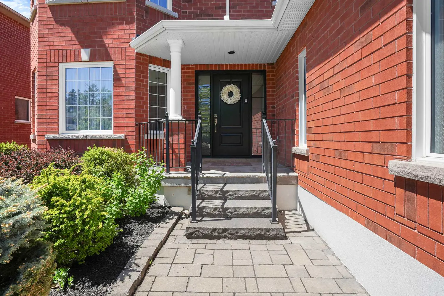 2292 Jack Crescent