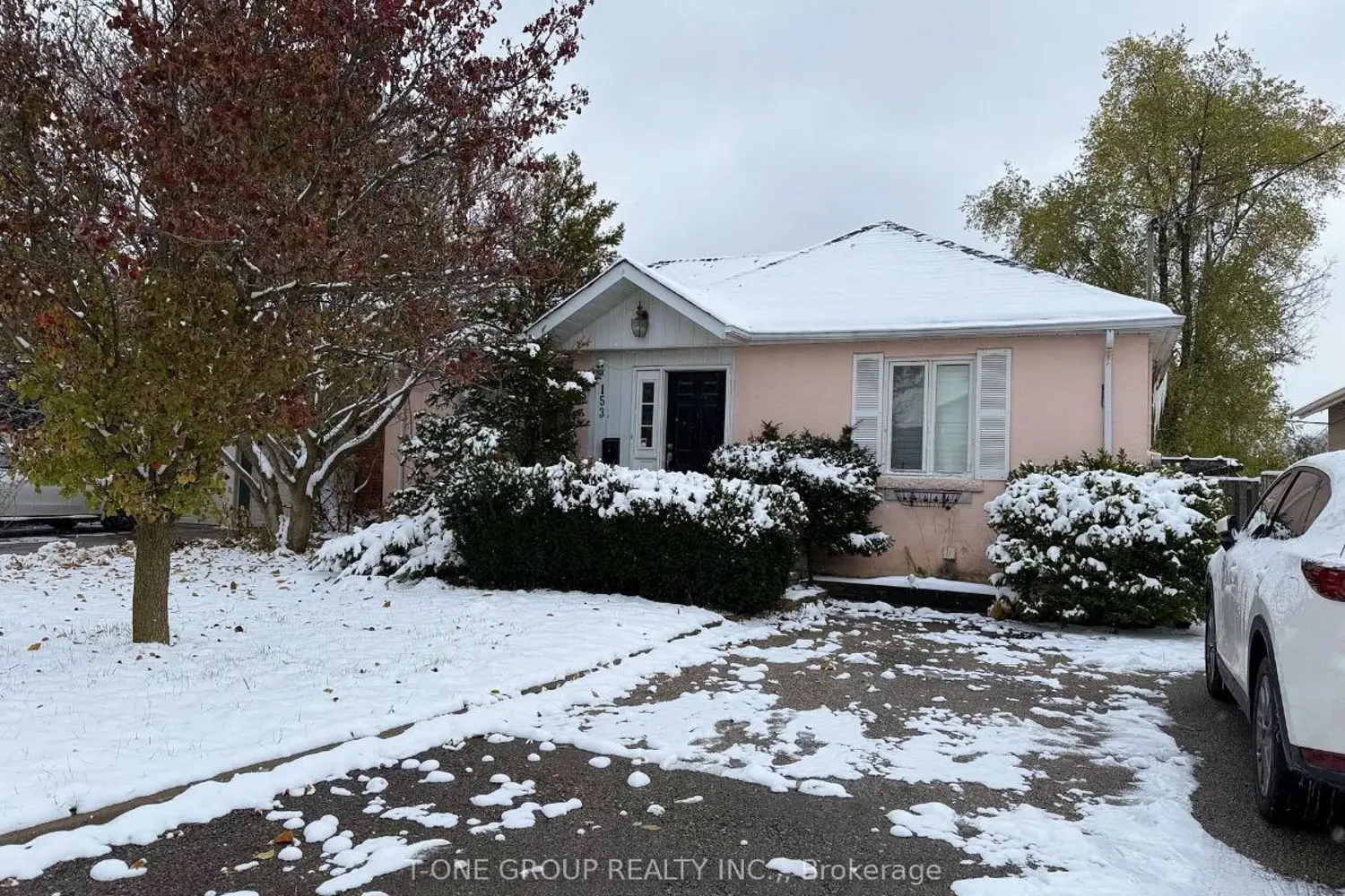 153 Connaught Avenue