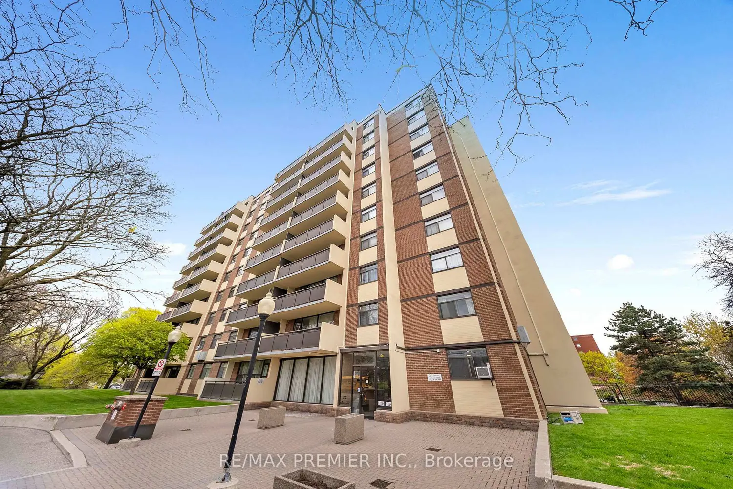 5 Frith Road 105