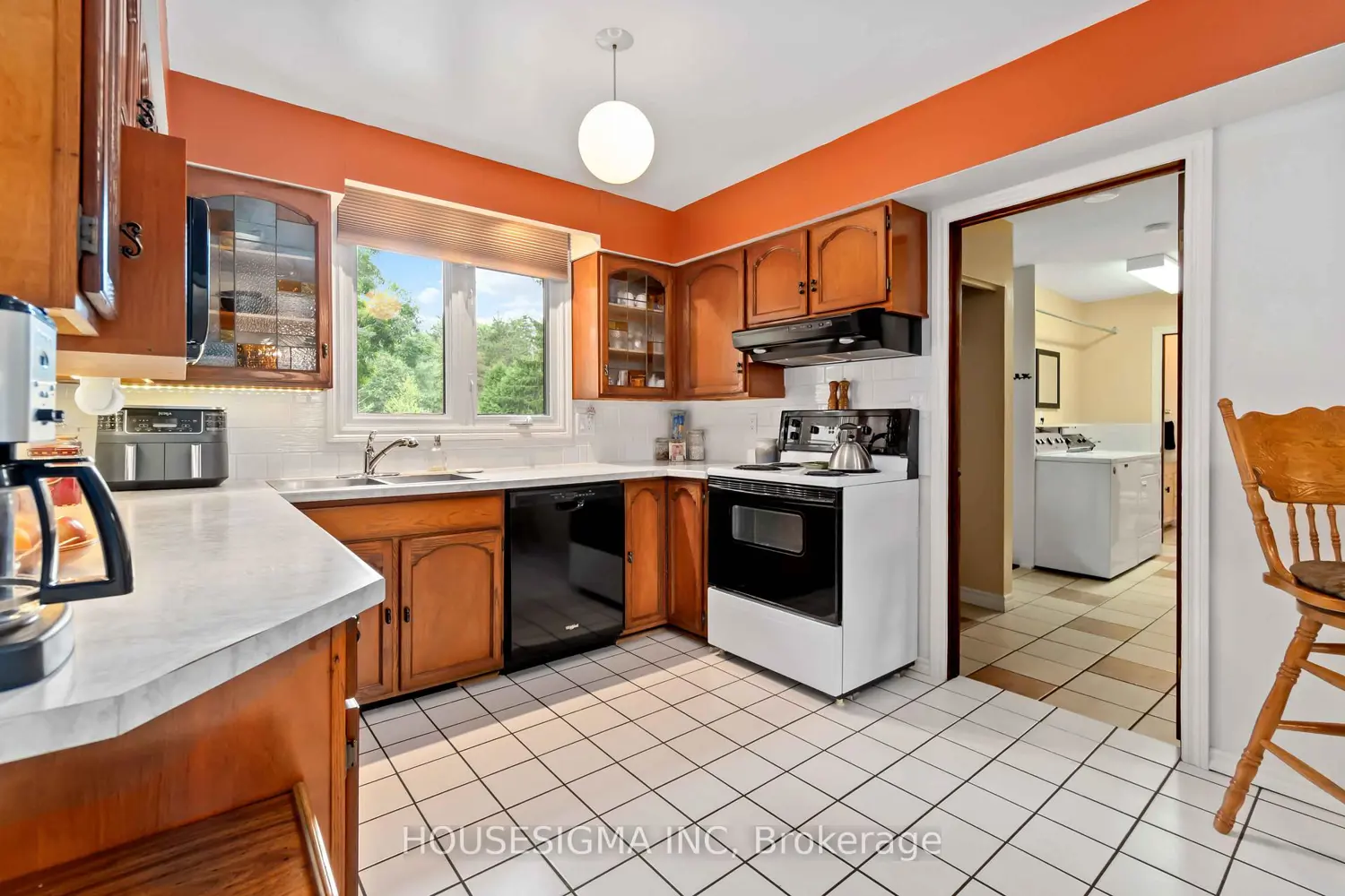 62 Hurd Street photo 4