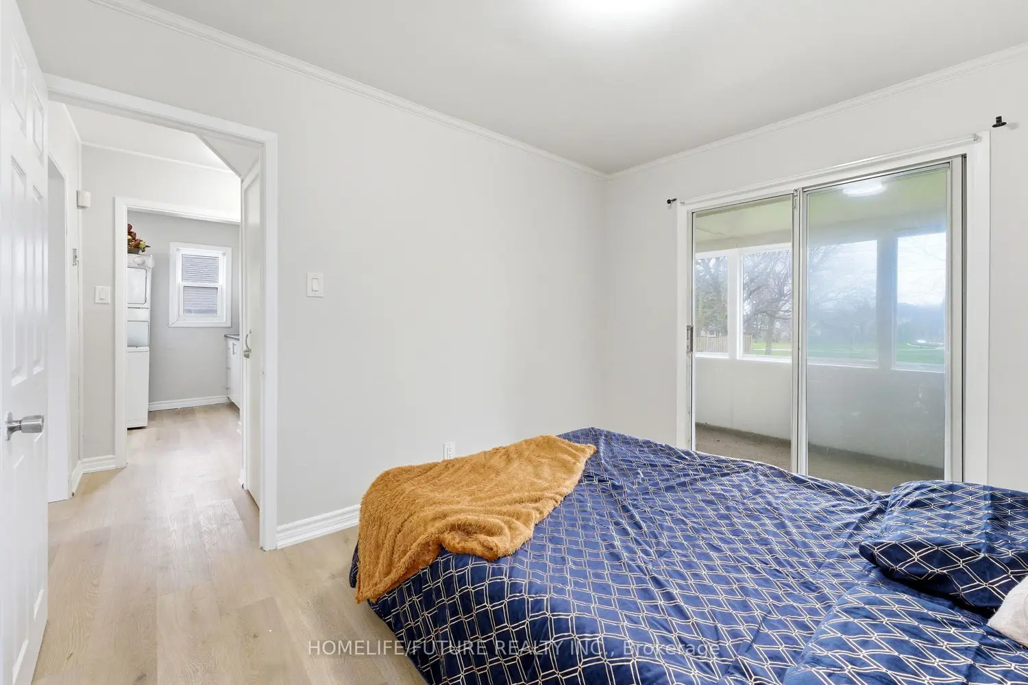 102 Kings Crescent photo 5