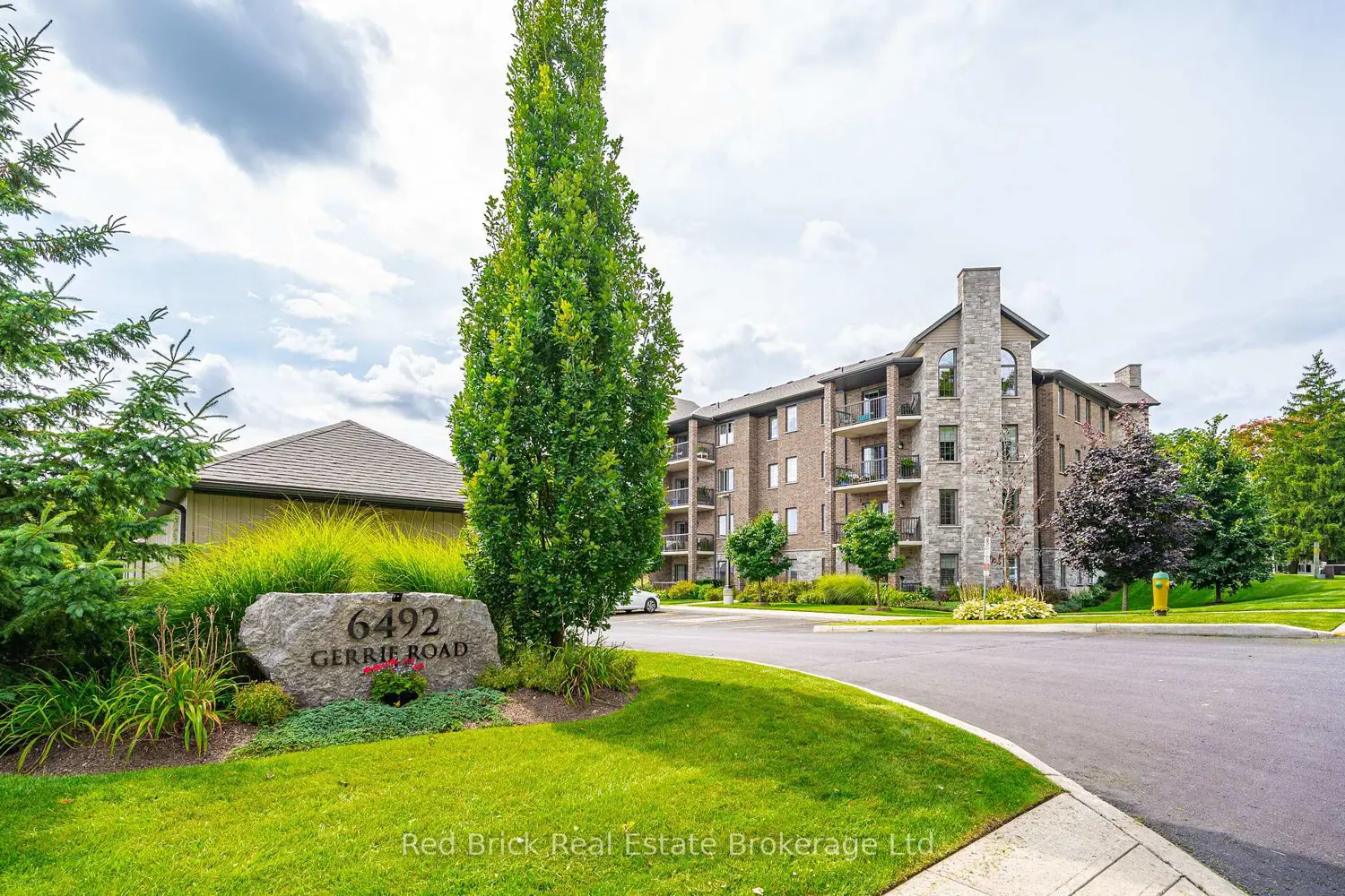 6492 Gerrie Road 207
