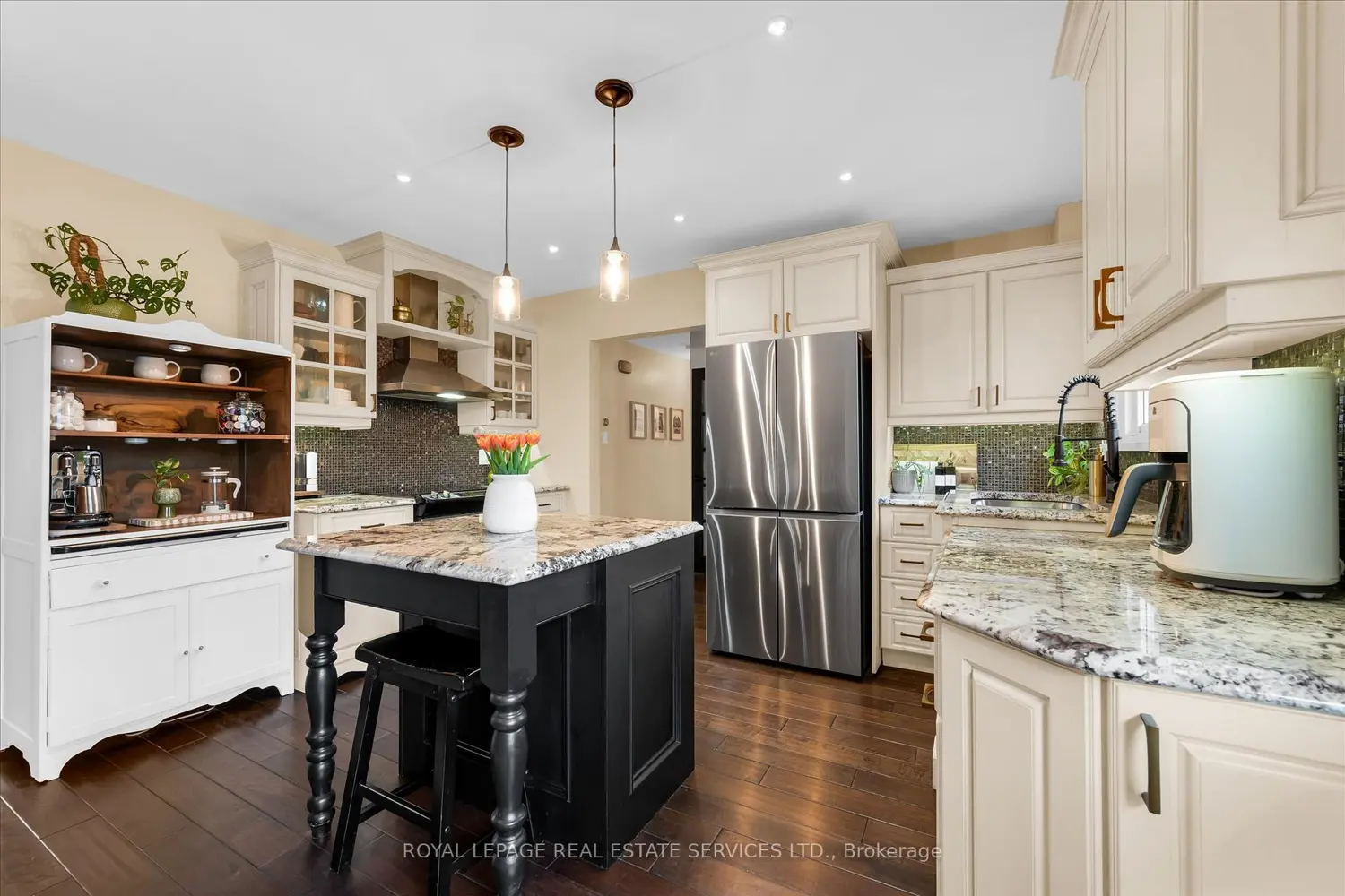 20 Casablanca Boulevard photo 4