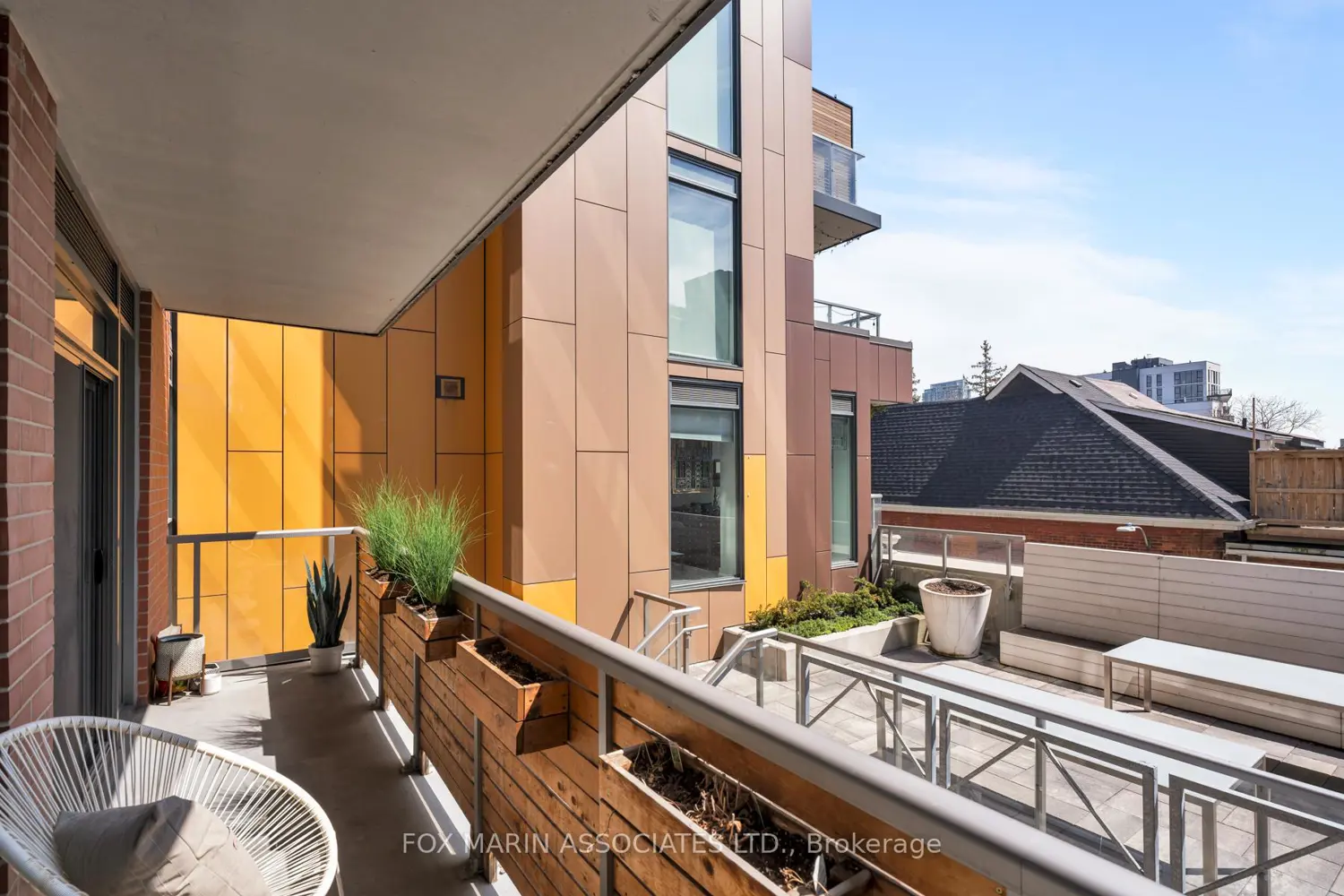 Additional image 3 of 106 Dovercourt Road 321