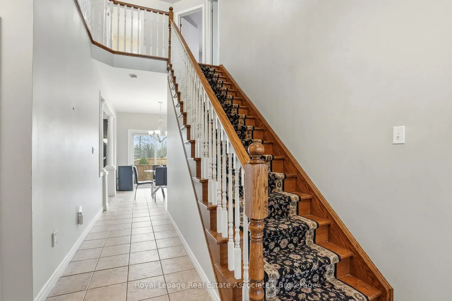 486 Delaney Court photo 3