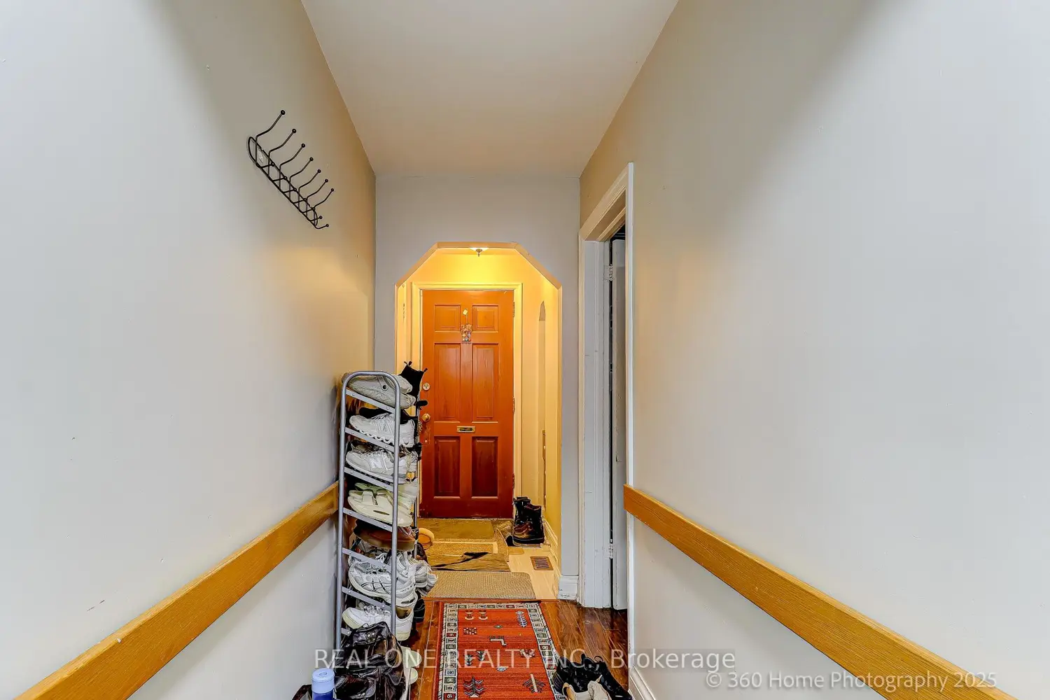 Additional image 12 of 212 Cummer Avenue