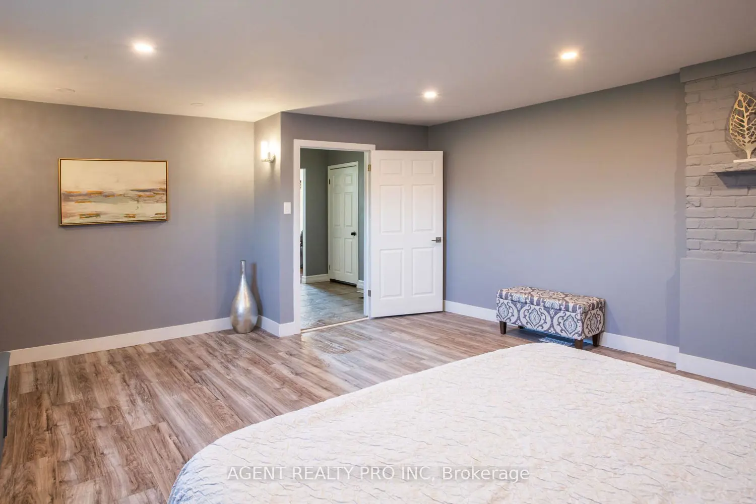 Additional image 14 of 6571 Carroll Drive