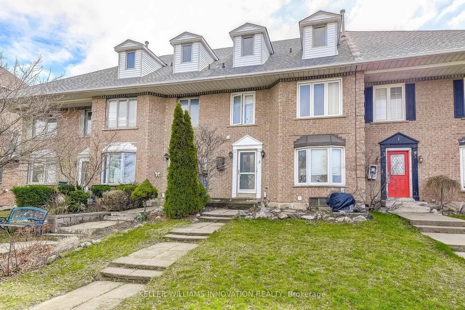 3 Waterford Crescent