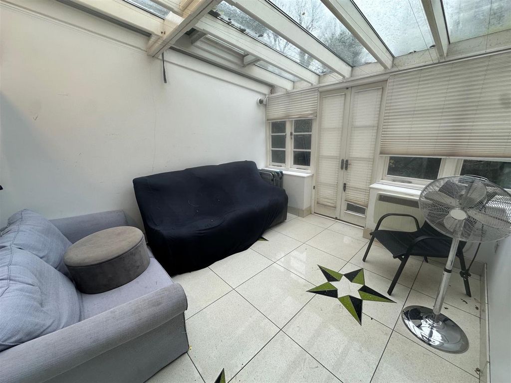 Additional image 7 of 7 bed detached house for saleStaines Road, Bedfont TW14
