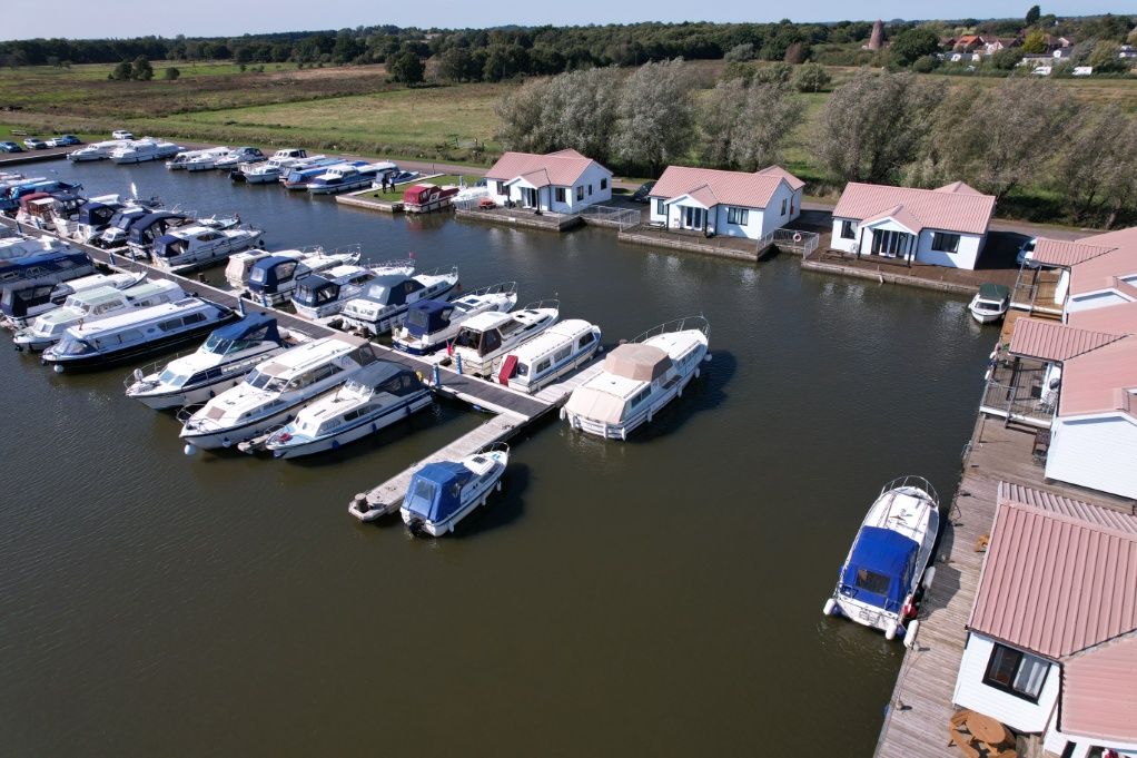 Land for salePotter Heigham NR29 photo 2