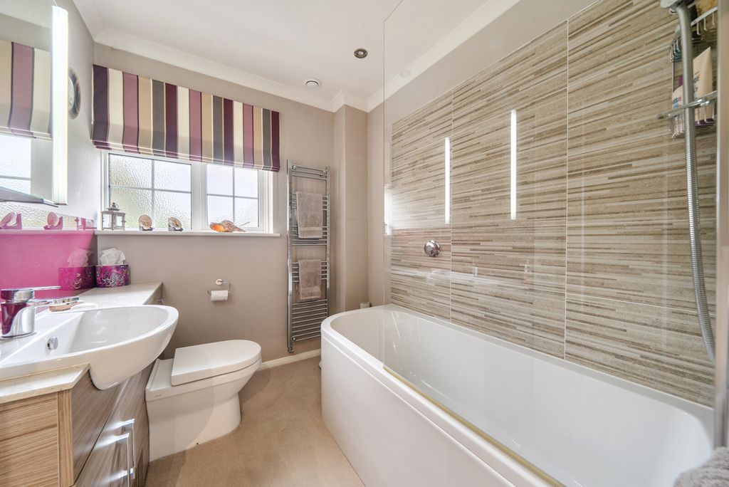 Additional image 5 of 3 bed maisonette for saleTrafalgar Court, Farnham GU9