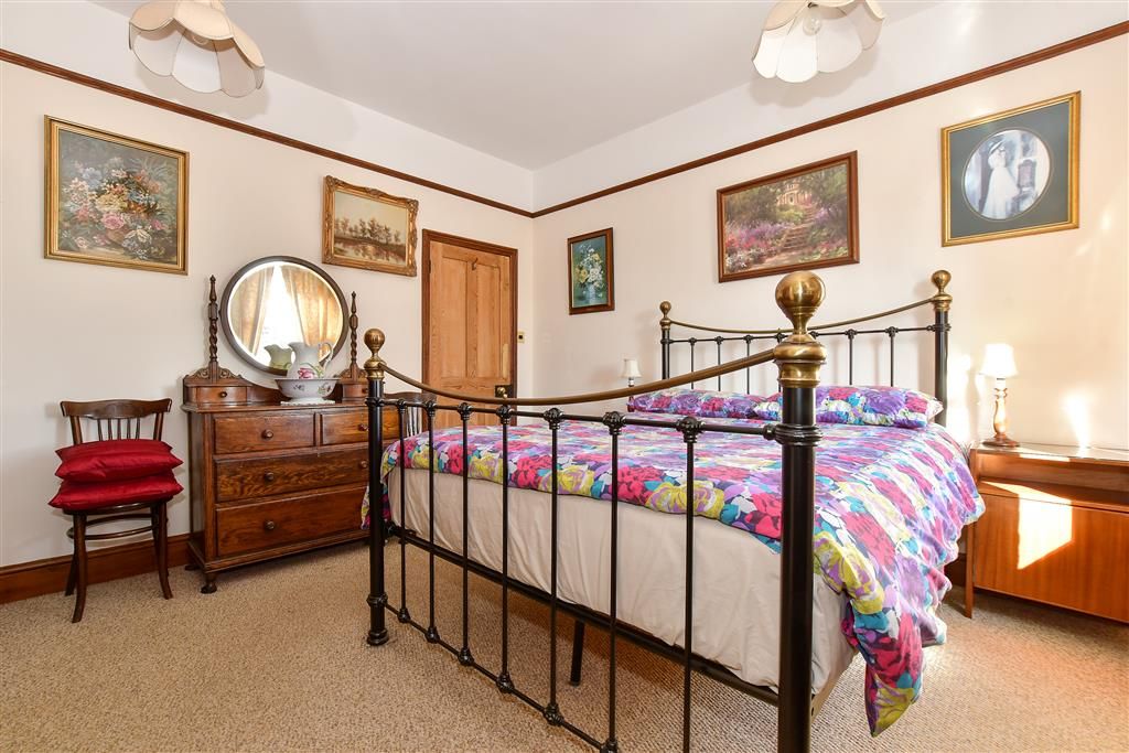 Additional image 6 of 5 bed semi-detached house for saleMonks Lane, Freshwater, Isle Of Wight PO40
