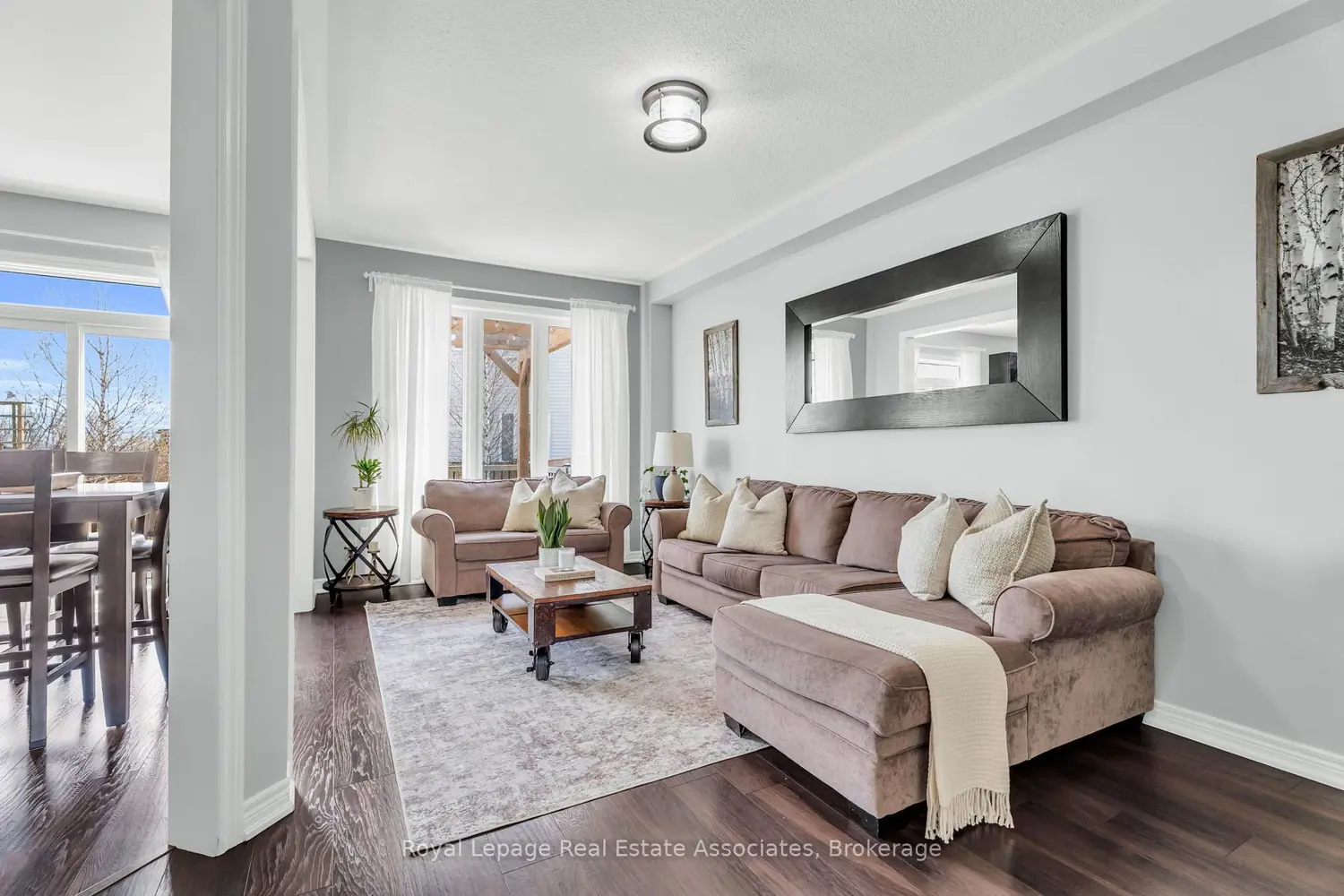 Additional image 7 of 704 Cook Crescent