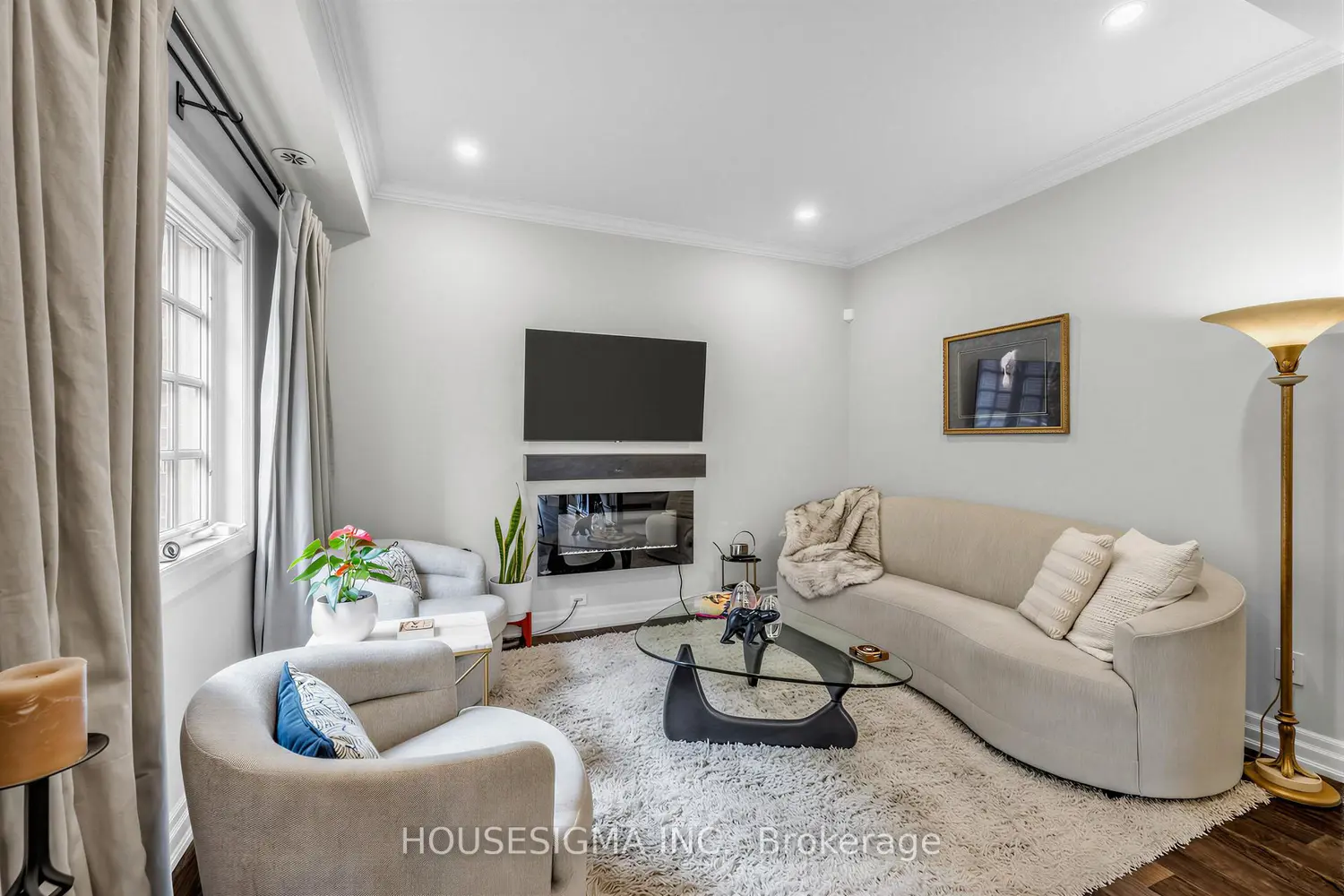 Additional image 8 of 361 Roehampton Avenue