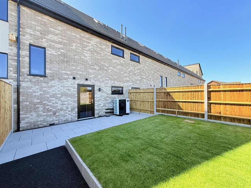 Additional image 9 of 4 bed terraced house for saleTarworks Road, Great Yarmouth NR30