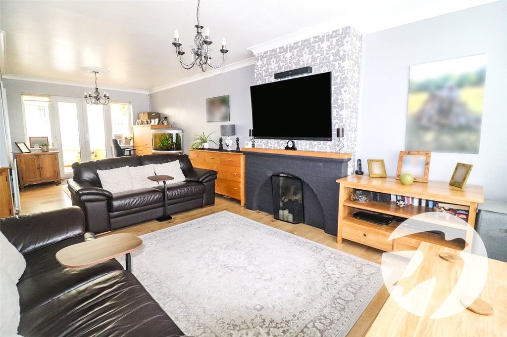Additional image 2 of 4 bed semi-detached house for saleSwanton Road, Erith DA8