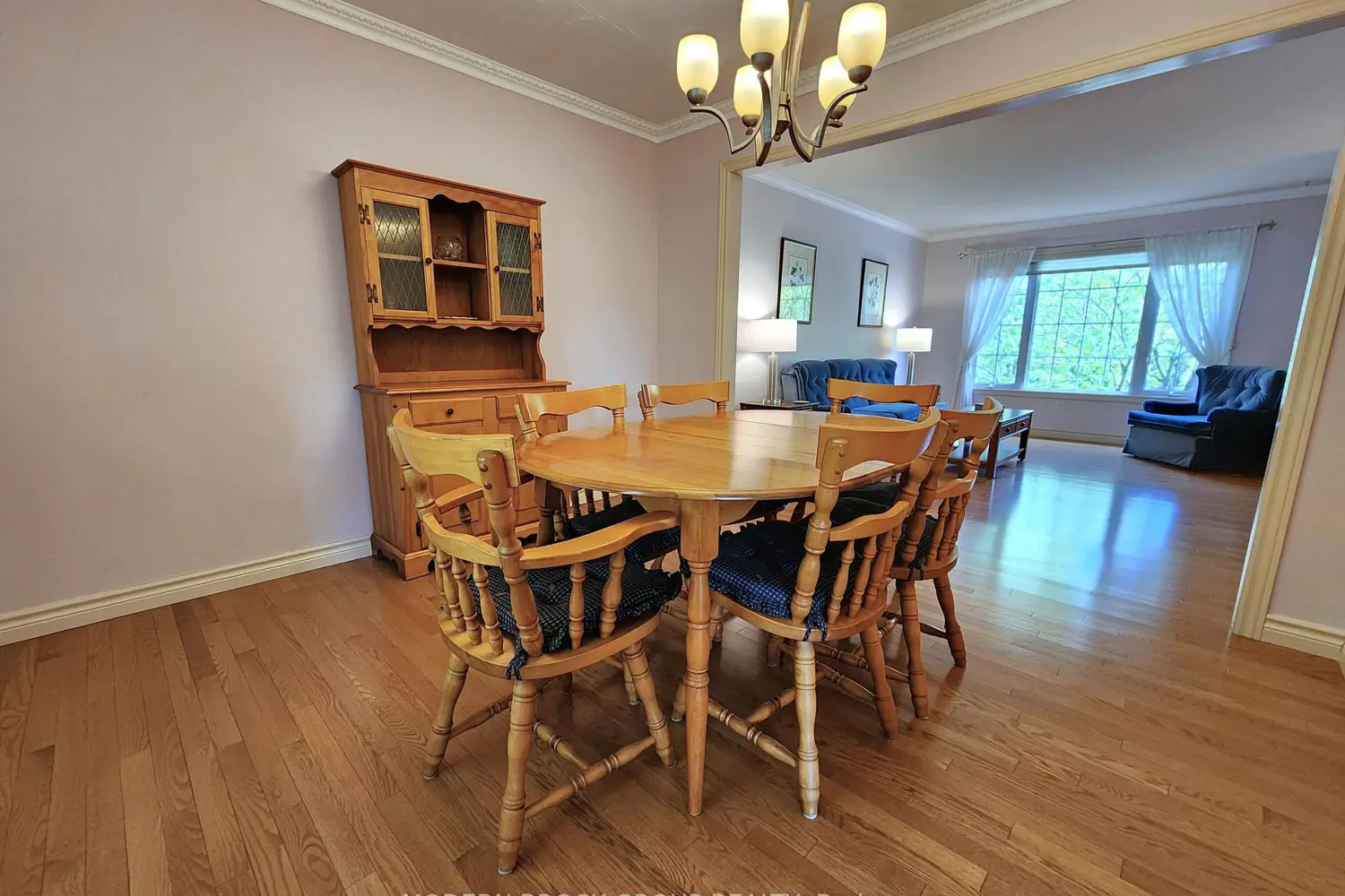 382 Pearl Street photo 3