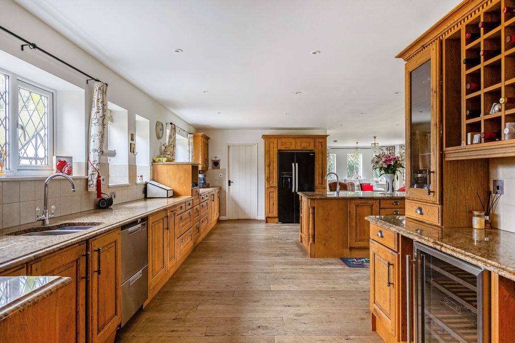 Additional image 8 of 5 bed detached house for saleCrooksbury Road, Farnham GU10