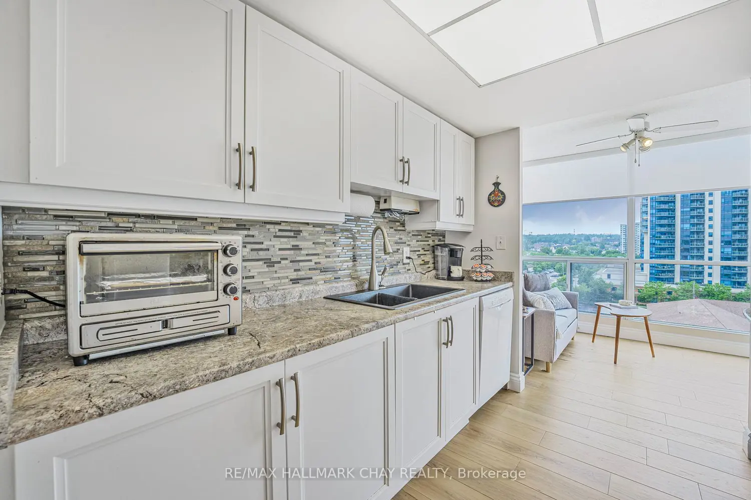 Additional image 8 of 65 Ellen Street 610