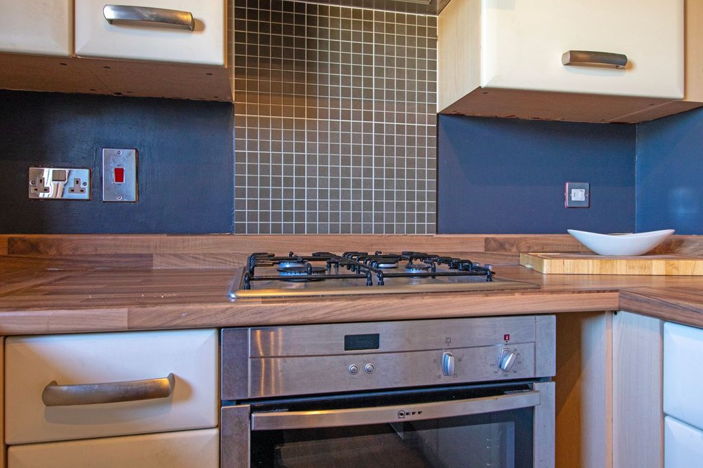 2 bed flat for saleThe Wharf, Morton DN21 photo 4