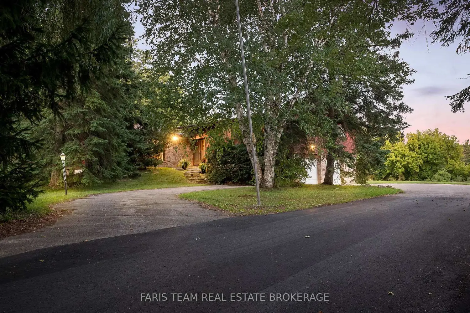 175 South Summit Farm Road