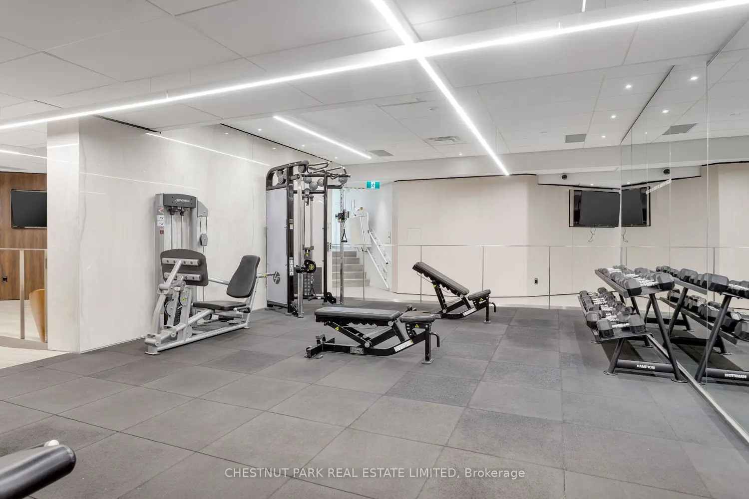 Additional image 13 of 1001 Bay Street 1408