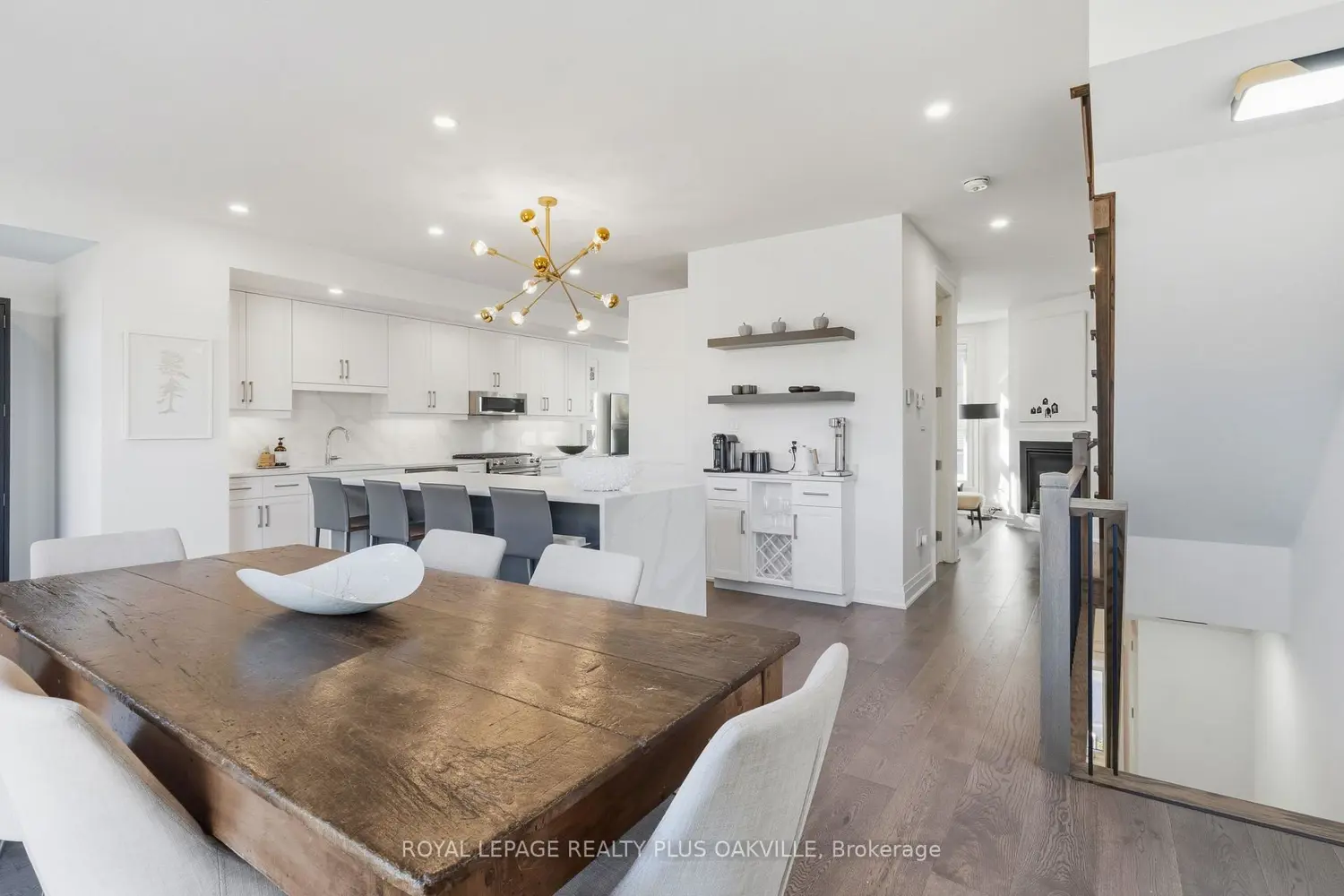 3228 Ellyn Common photo 5