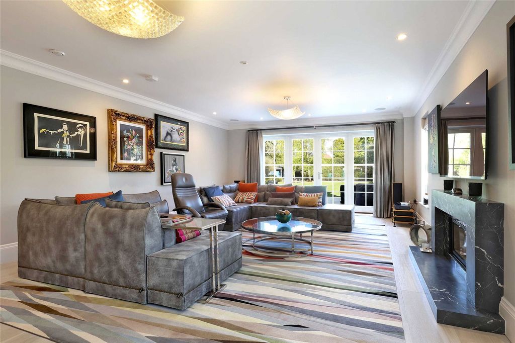 Additional image 5 of 7 bed detached house for saleCamp Road, Gerrards Cross, Buckinghamshire SL9