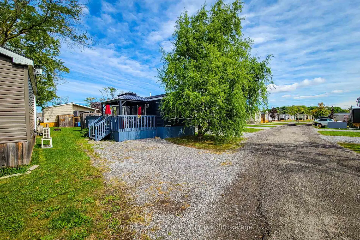 1501 Line 8 Road 232 photo 3