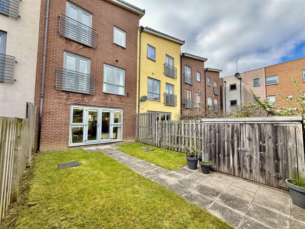 Additional image 22 of 4 bed town house for saleAsh Street, Gateshead NE8