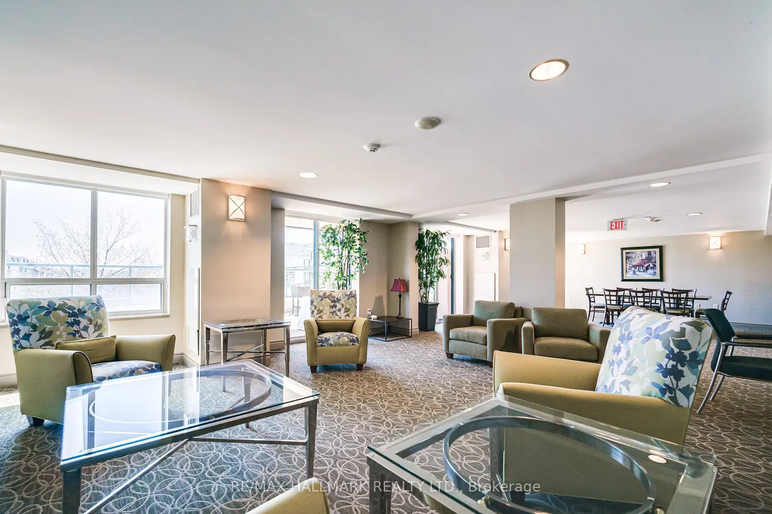 Additional image 9 of 1863 Queen Street 311