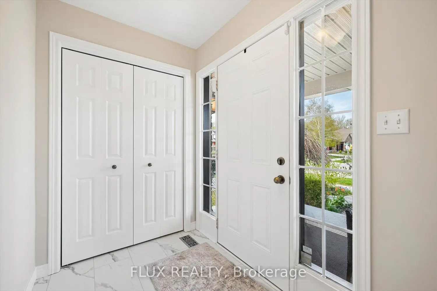 87 Sugar King Drive photo 3