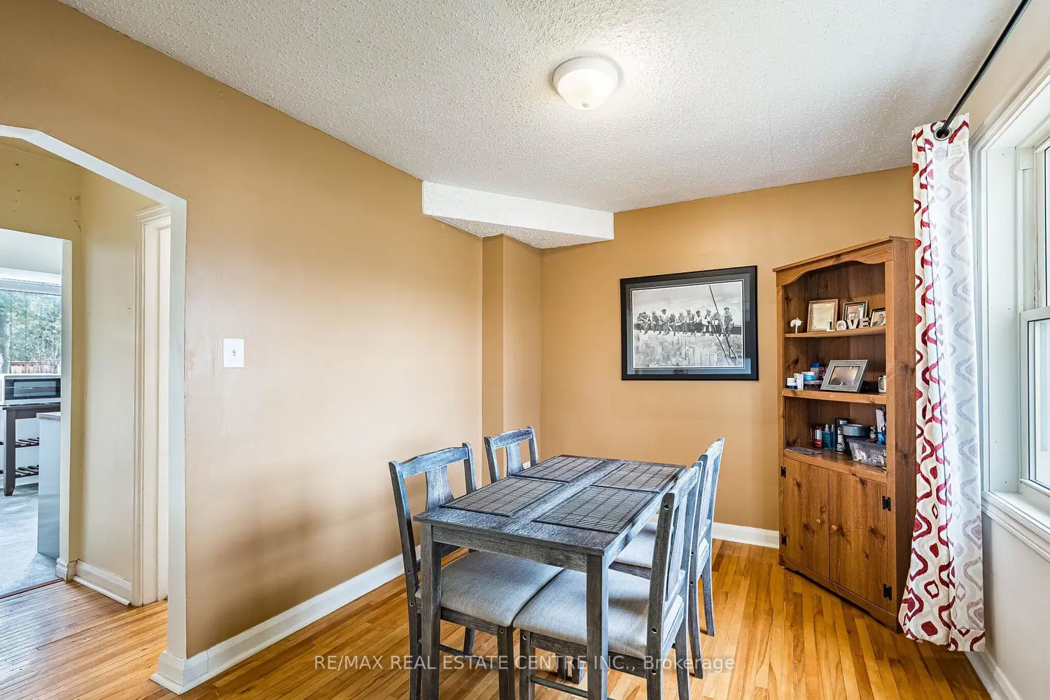 Additional image 2 of 40 Ellis Crescent