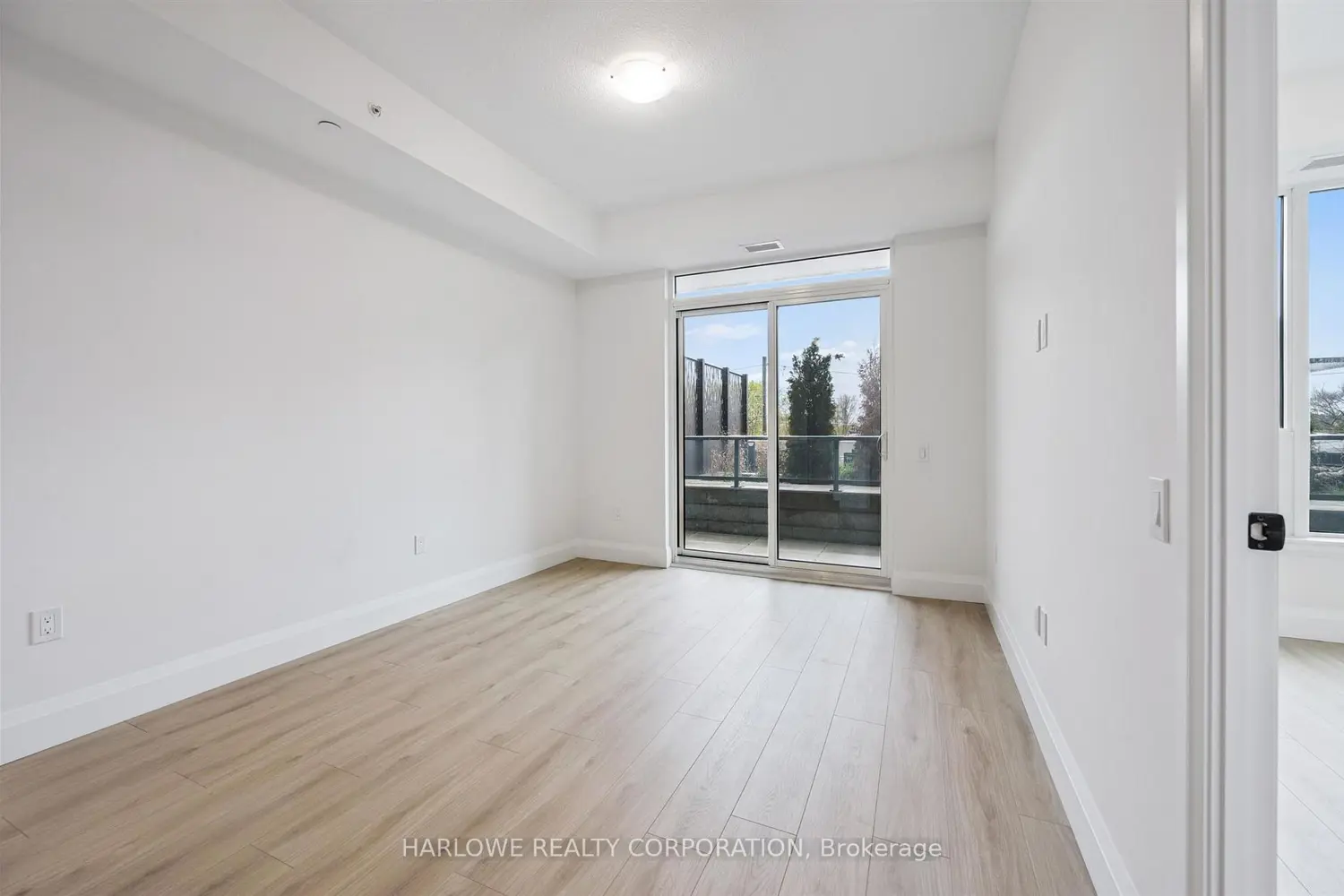93 Arthur Street 301 photo 4
