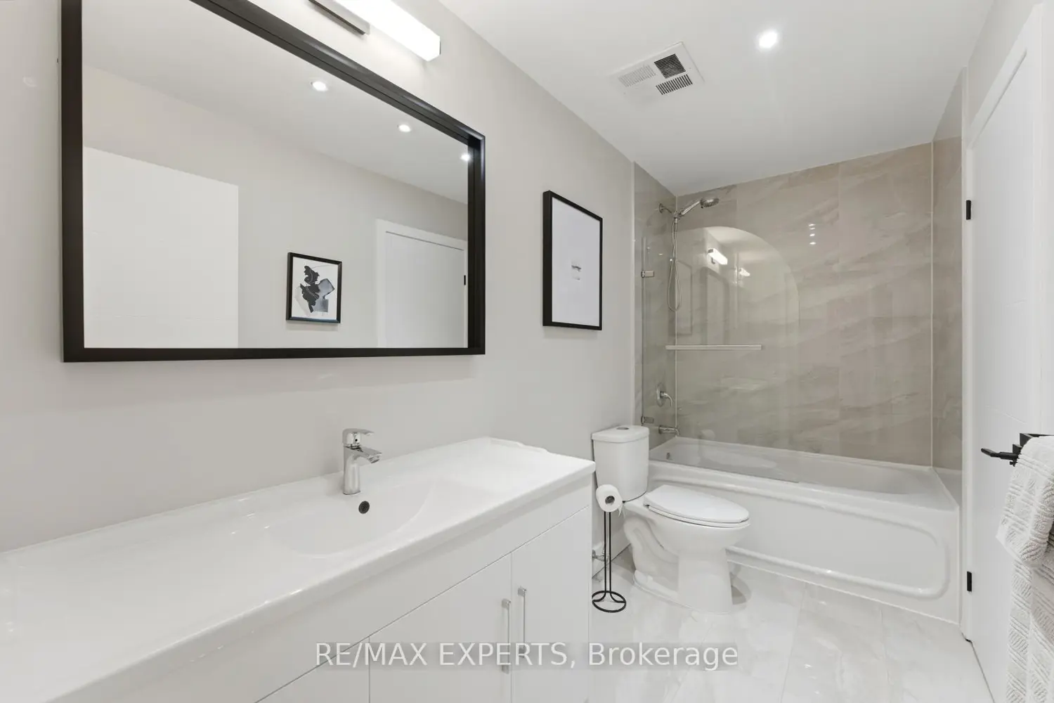 Additional image 15 of 50 Camden Street 707