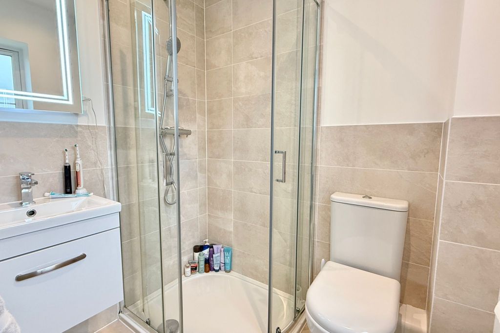 Additional image 16 of 4 bed semi-detached house for saleCaspars Way, Fordingbridge SP6