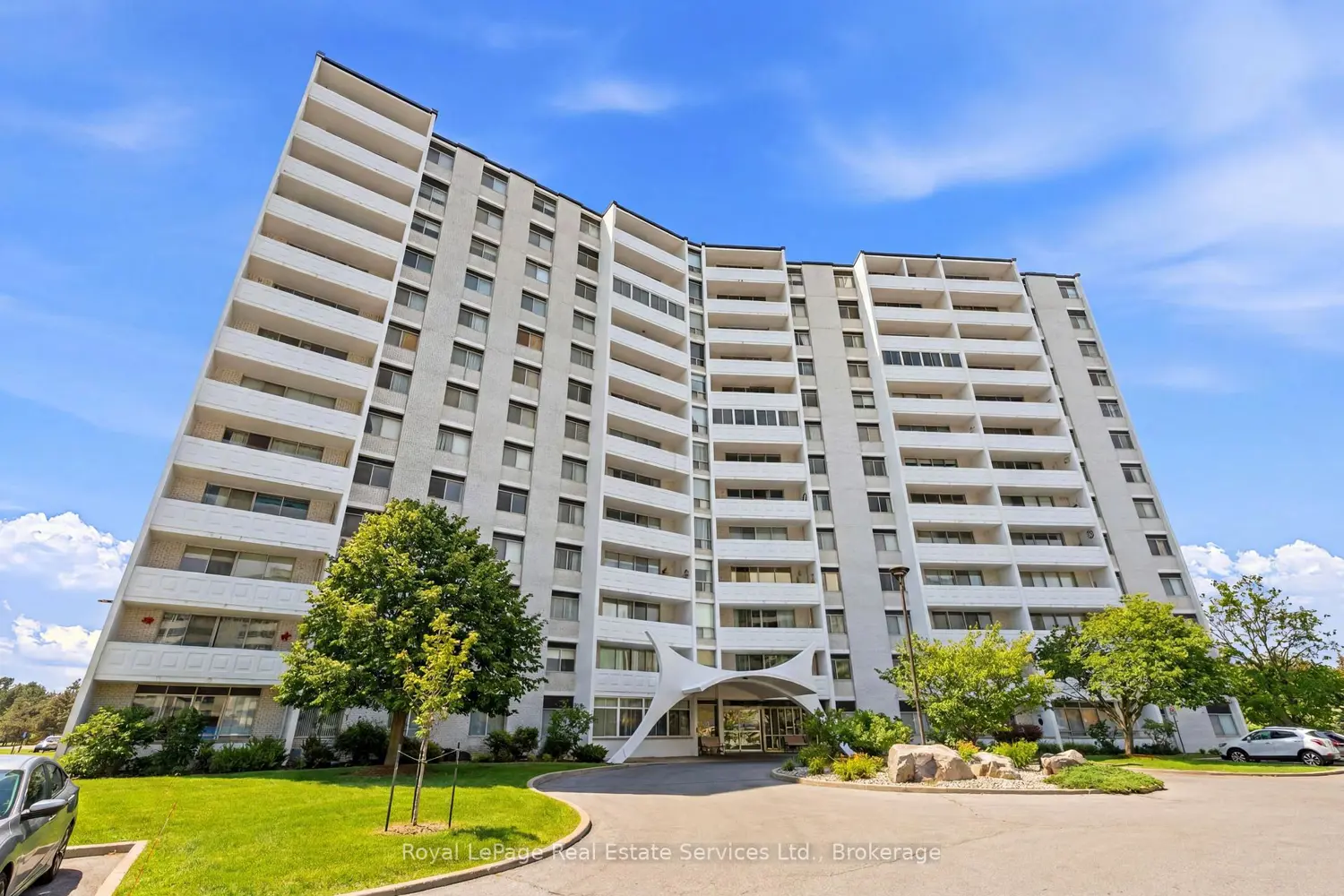 15 Towering Heights Boulevard 102