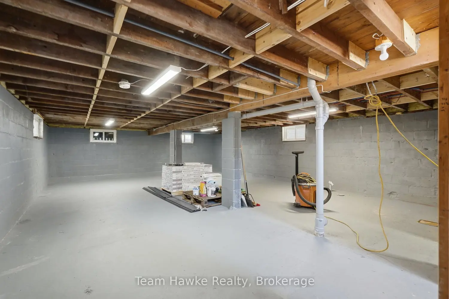Additional image 16 of 64 Matchedash Street