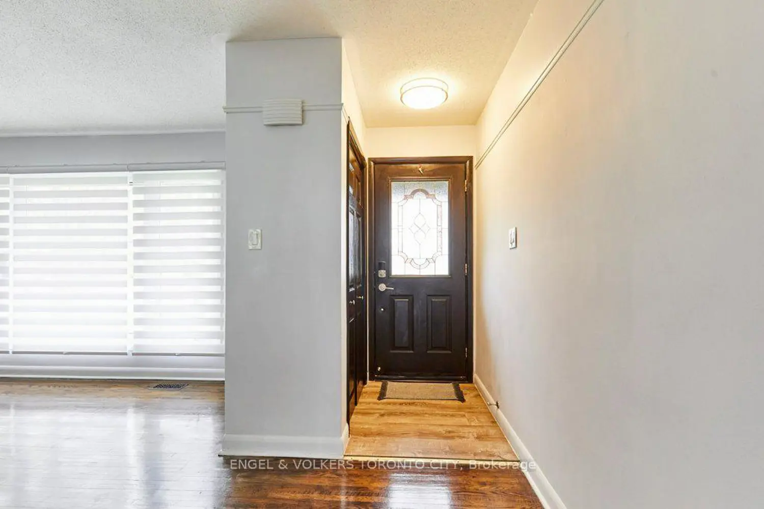 15 Lambert Drive photo 2