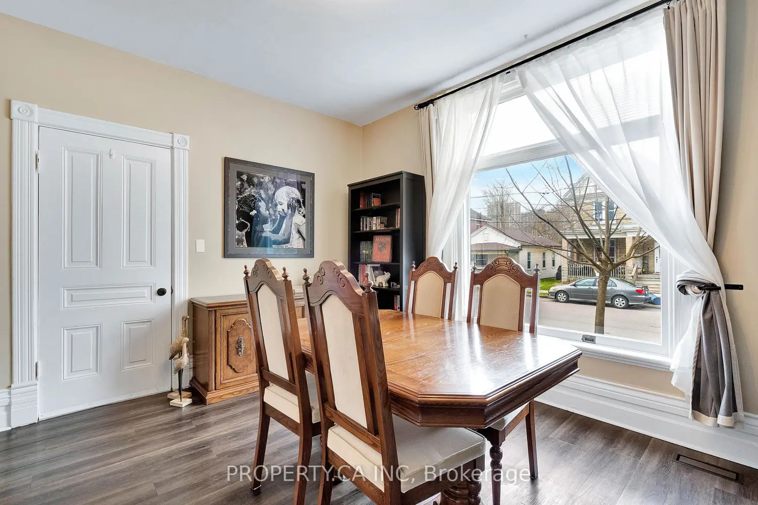 438 Ontario Street photo 5