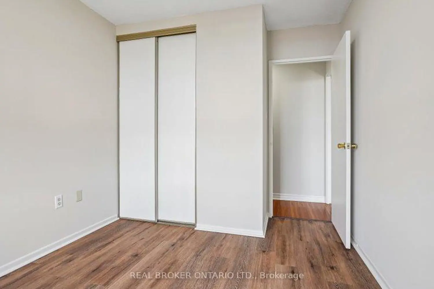 3170 Kirwin Avenue 1504 photo 5